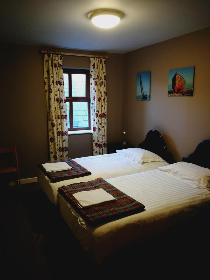 Caitin'S Hotel Kells  Eksteriør billede